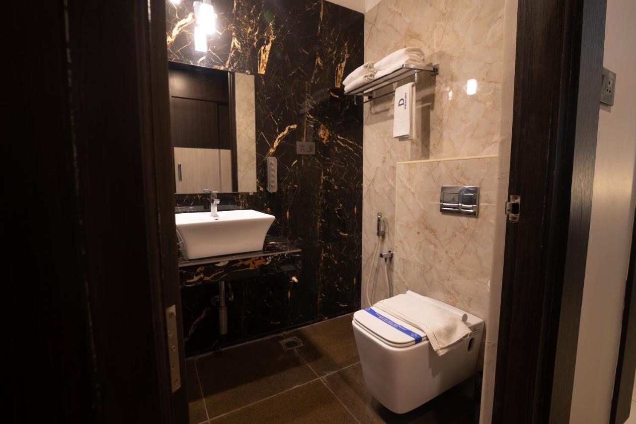 D Wayfarer Inn Resort 埃罗德 外观 照片