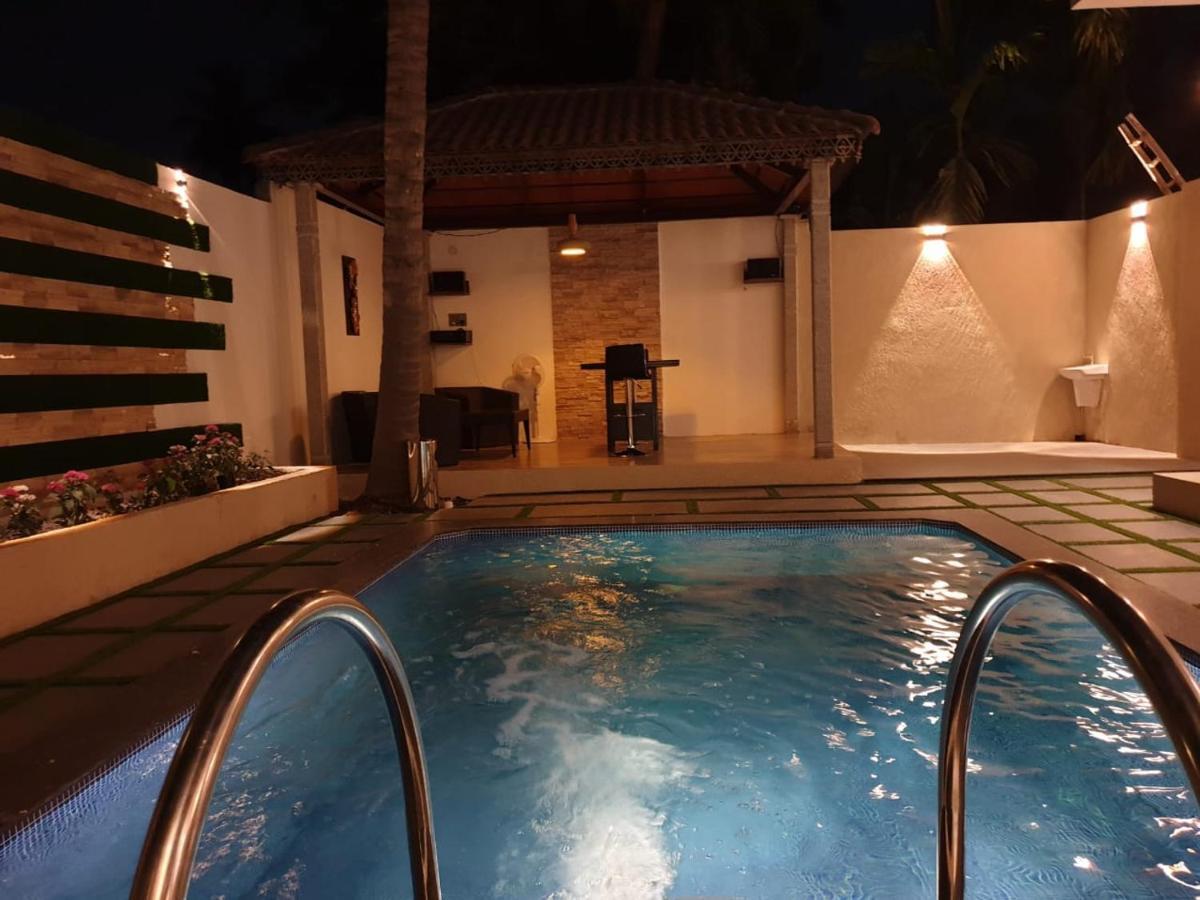 D Wayfarer Inn Resort 埃罗德 外观 照片