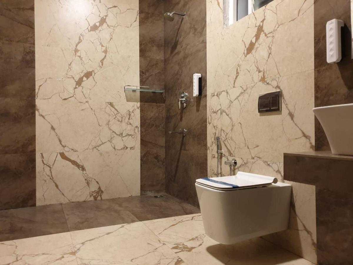 D Wayfarer Inn Resort 埃罗德 外观 照片